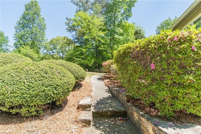 Building Photo - 3410 Dry Creek Rd