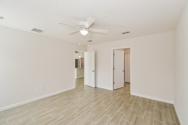 Building Photo - 6087 Patriots Landing Ln