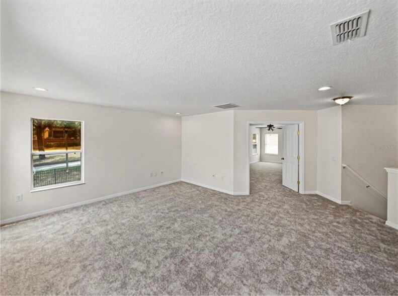 Building Photo - 143 Alfani St