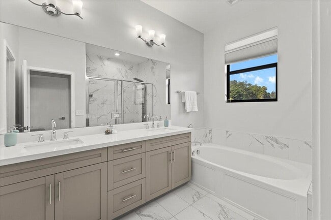 Building Photo - 4931 Whispering Way