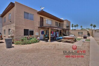 Building Photo - 859 W Ray Rd