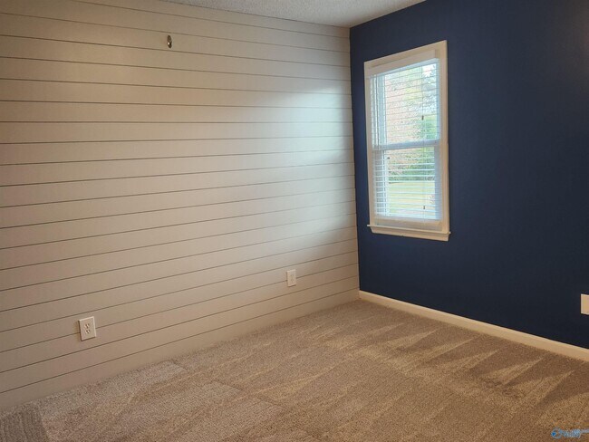 Building Photo - 106 Longleaf Ln