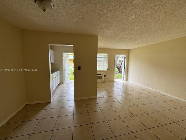 Building Photo - 151 NW 164th St