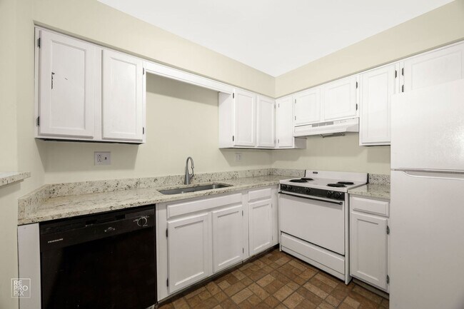 Building Photo - 1515 N Winslowe Dr