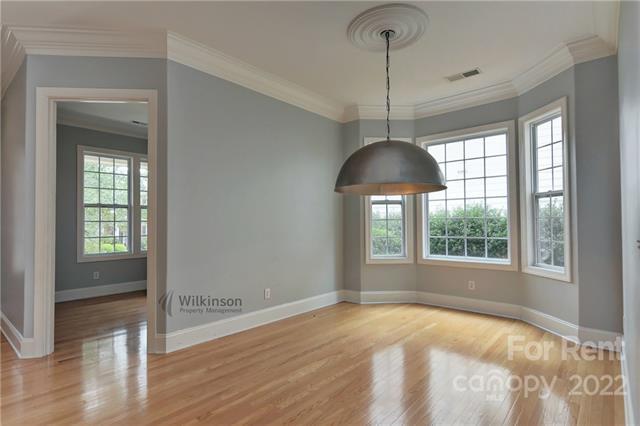 Building Photo - 8016 Lansford Rd