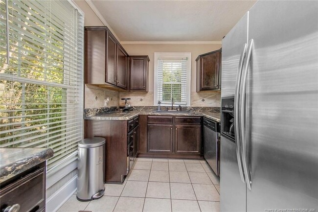 Building Photo - 524 Pearl St