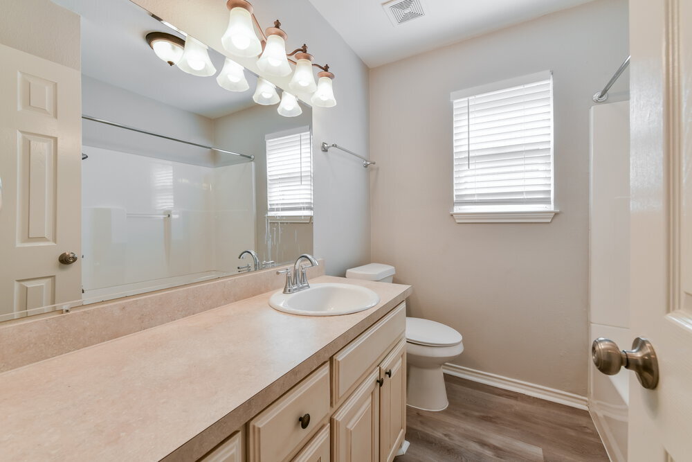 Building Photo - 6437 Starnes Rd