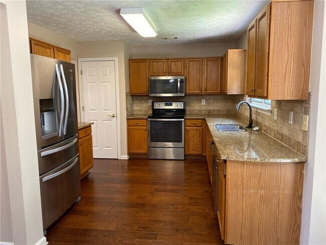 Building Photo - 934 Dominion Walk Dr SW