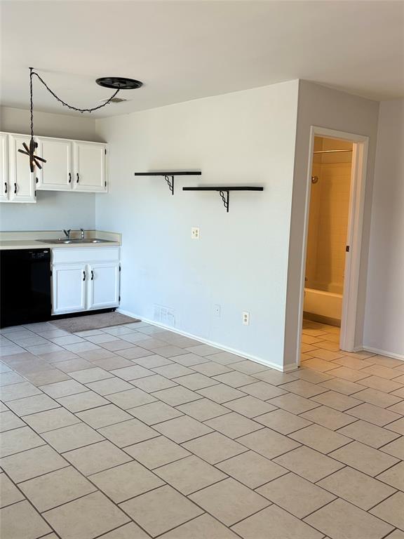 Building Photo - 1919 American Dr