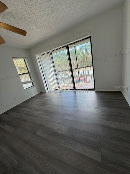 Building Photo - 1322 S Pine Ridge Cir