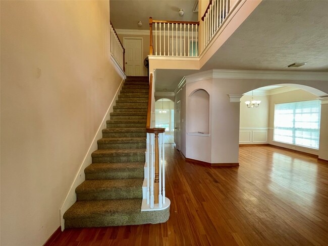 Building Photo - 24231 Pepperrell Pl St