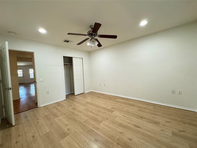 Building Photo - 9000 Spiceland Cir