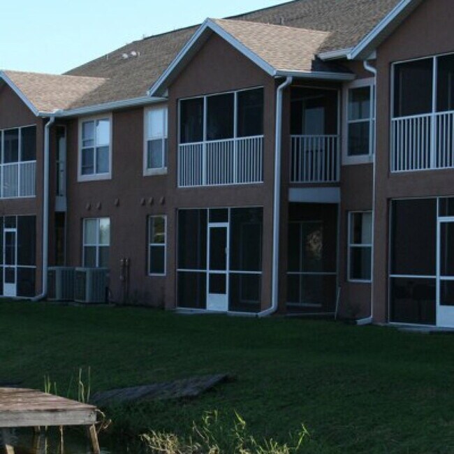 Building Photo - 2/2 Retreat at 2609 Emerald Lake Ct, Kissi...