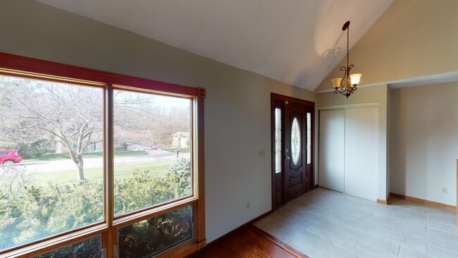 Building Photo - 3922 Ridgedale Dr