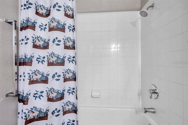Building Photo - 2279 Portofino Pl