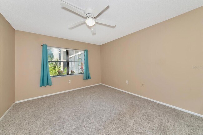 Building Photo - 425 30th Ave W