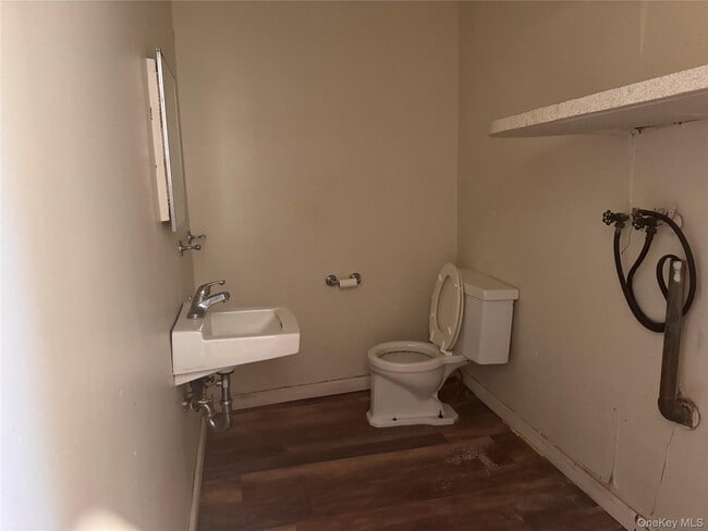 Building Photo - 116 Williams Ave