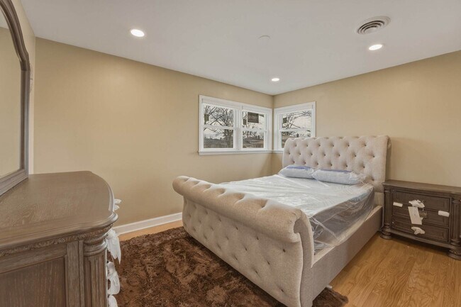 Building Photo - 8901 Moody Ave