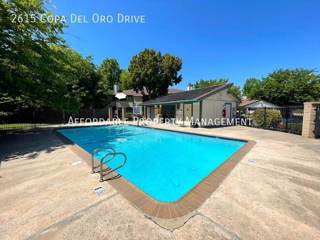 Building Photo - 2615 Copa Del Oro Dr