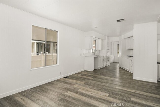 Building Photo - 16444 Bolsa Chica St
