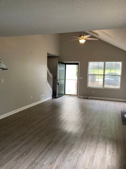 Building Photo - 4147 Lake Mist Dr NW