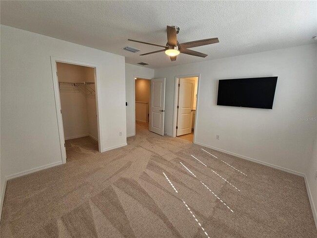 Building Photo - 15060 Cuzcorro Ct