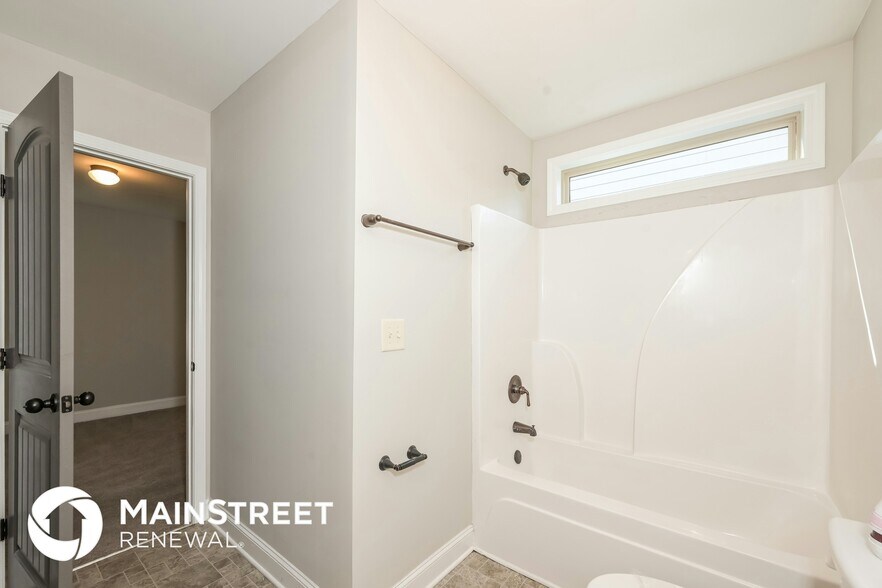 Building Photo - 837 Overlook Gln Dr