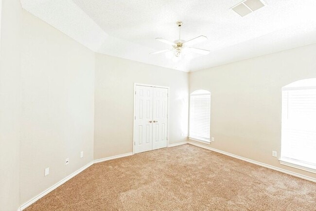 Building Photo - 10716 Trestles Rd