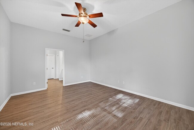 Building Photo - 6377 Island Forest Dr