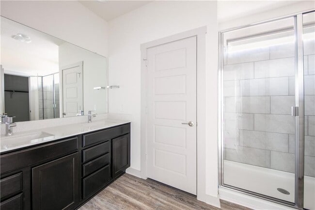 Building Photo - 101 Parryi Cove