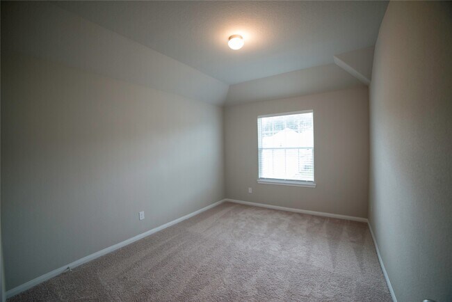 Building Photo - 4455 Eveslage Ln