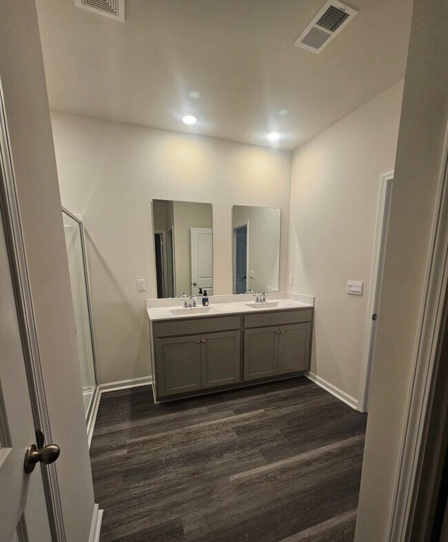 Building Photo - The Forest @ Blackbear (Longs SC) Long Term Rental