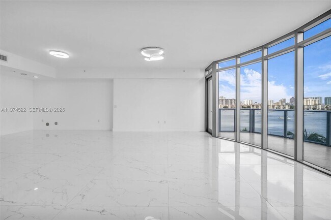 Building Photo - 17111 Biscayne Blvd