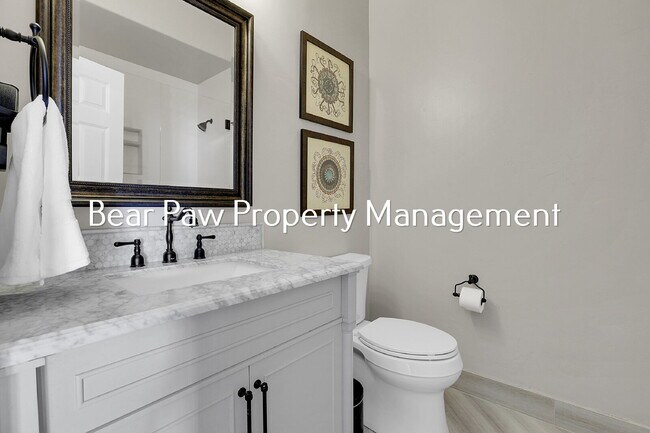 Building Photo - Stunning Home in the Ridge!!