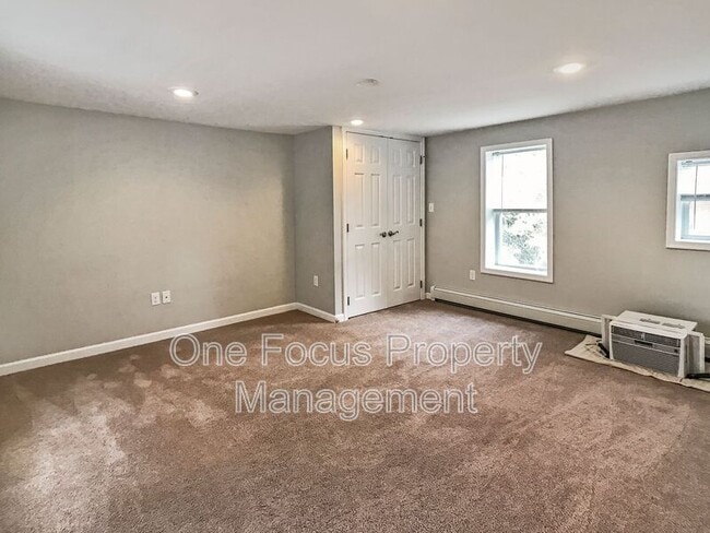 Building Photo - 41 E Bald Eagle St