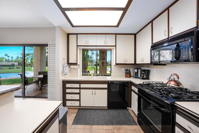 Building Photo - 28764 Taos Ct