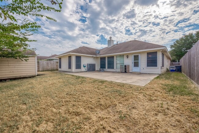 Building Photo - 8714 Pleasantbrook Dr
