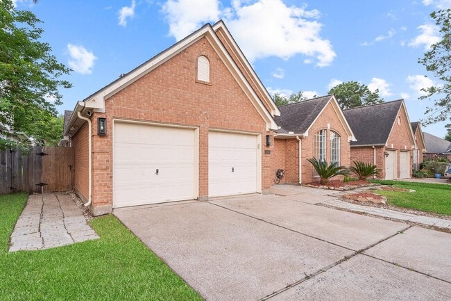Building Photo - 7624 Lone Meadow Ct