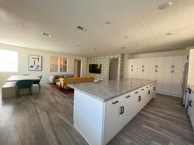 Building Photo - 5341 Calle Rockfish