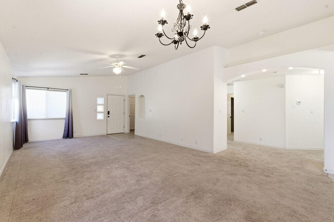 Building Photo - 8319 Santa Clarita St NE
