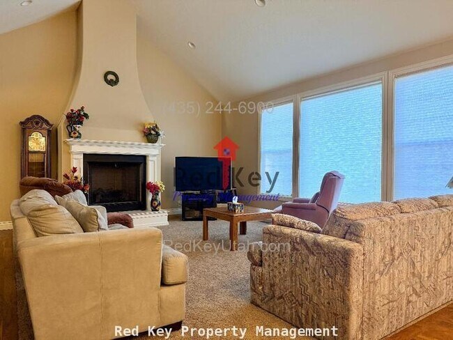 Building Photo - 739 Elk Meadow Loop