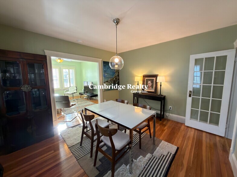 Building Photo - 20 Magnolia Ave