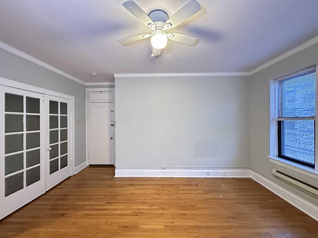 Building Photo - 4632 N Paulina St