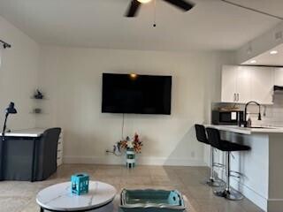 Building Photo - 2900 NE 30th St