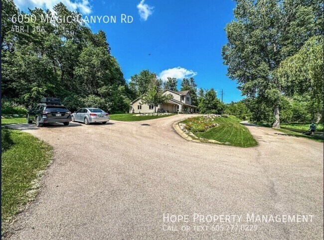 Building Photo - 6050 Magic Canyon Rd