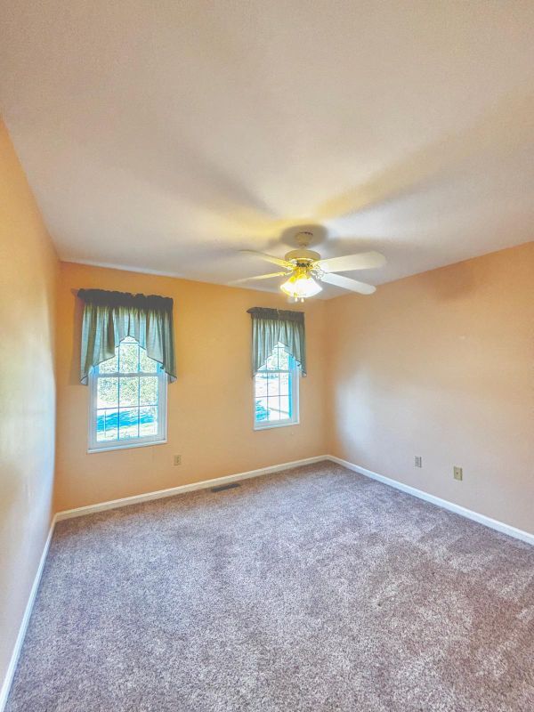 Building Photo - 15 Lenox Ct