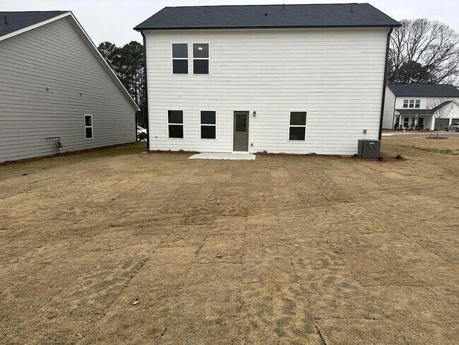 Building Photo - 2069 Boxwood Cir