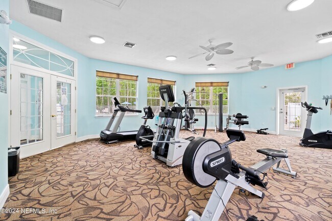 Building Photo - 8601 Beach Blvd