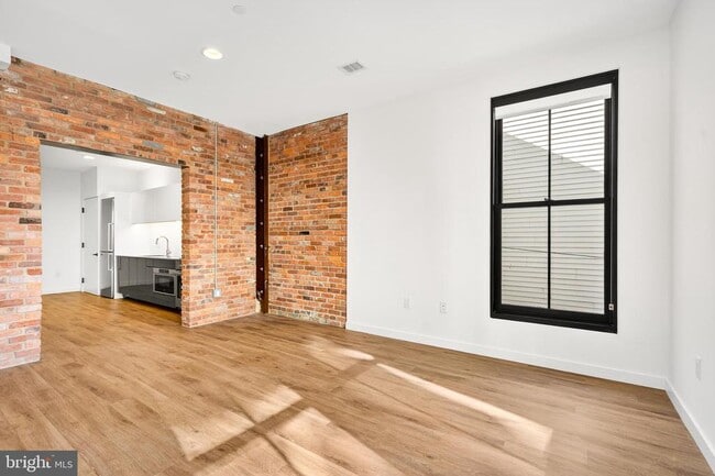 Building Photo - 57 N St NW