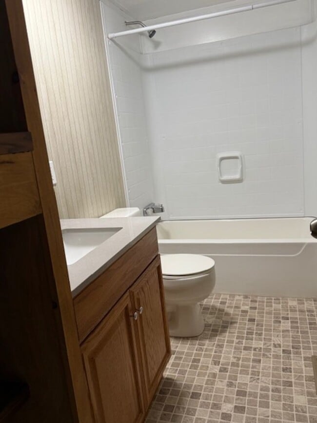 Building Photo - Greenback 37742 - 3 bed 2 bath mobile home - Lease-to-Own Option -  call Troy Adams 865-233-6949